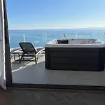Dinora Exclusive * Makarska