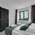 Dinora Exclusive Apartamento Makarska