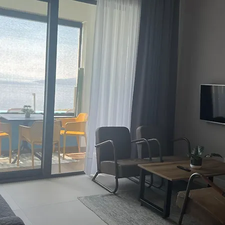Dinora Exclusive Apartamento *
