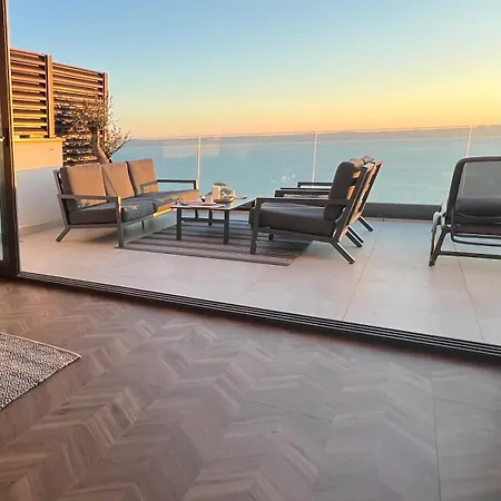 Dinora Exclusive Makarska